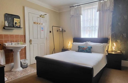 Canterbury House | The Coach House Canterbury