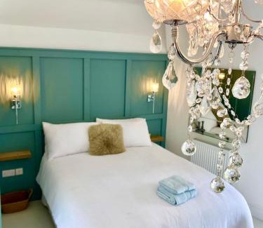 Matlock House | The Coach House central location fantastic Views