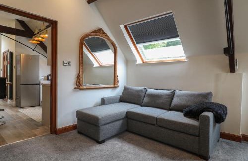 Rosliston House | The Coach House