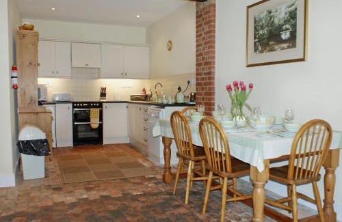 Yaxham House | The Coach House