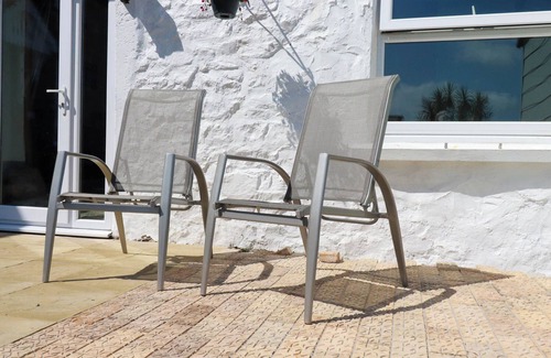 Carnbrea Cottage | THE COACH HOUSE, pet friendly, character holiday cottage in Redruth