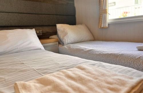 Bridport Ski Chalet | The coast retreat - 14 wood farm