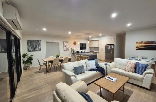 Moonta Bay House | The Coastal Crab, Moonta Bay