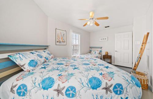 Flour Bluff House | The Coastal Village