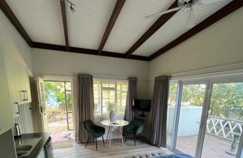 Grahamstown Apartment | The Cock House
