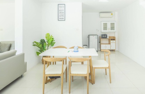 Nanai Road Hotel | The Coconut Resort Hotel