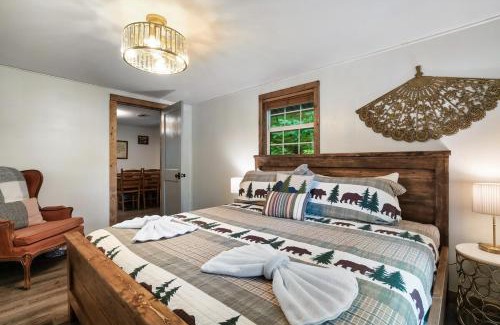 Sevierville House | The Coffee Cottage
