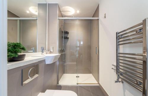 Brent Apartment | The Colindale Luxury Apartment