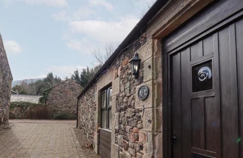 Akeld House | The Columbine