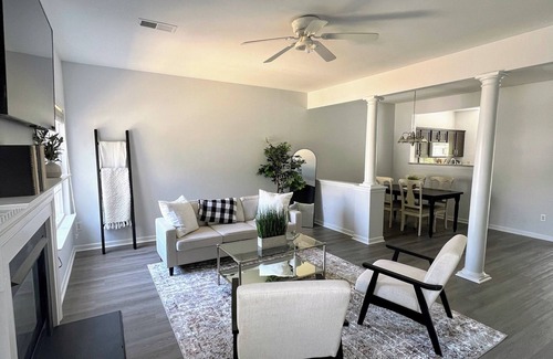 Huntersville House | The Comfiest Condo in the Carolinas