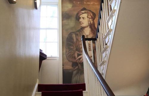 Chester Hotel | The Commercial Bar & Hotel