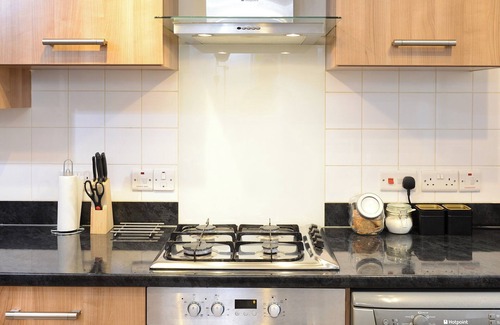 Southampton City Centre Cottage | The Compass - UK41901