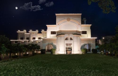 Bullawala Hotel | The Competent Palace Hotel