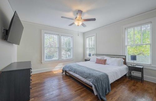 Athens House | The Complex on Bobbin Mills