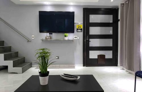 Rancho Chula Vista Apartment | The Condo (by Modern Apartments)