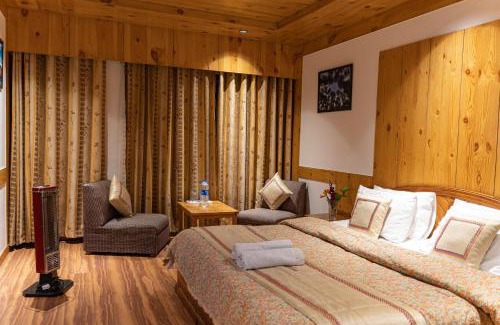 Old Manali Hotel | THE CONIFER