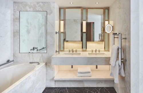 Mayfair Hotel | The Connaught, Maybourne