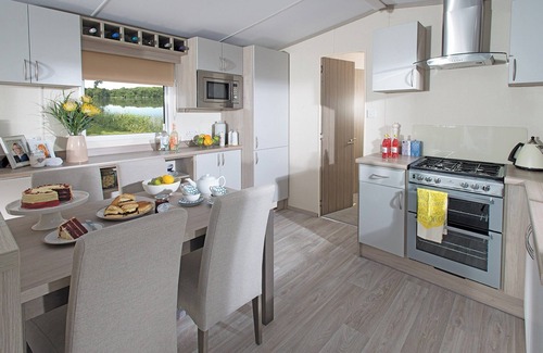 Holywell House | The Contemporary Chic holiday home offers a stylish stay at Trevornick.