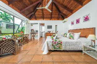Arorangi Apartment | The Cooks Oasis