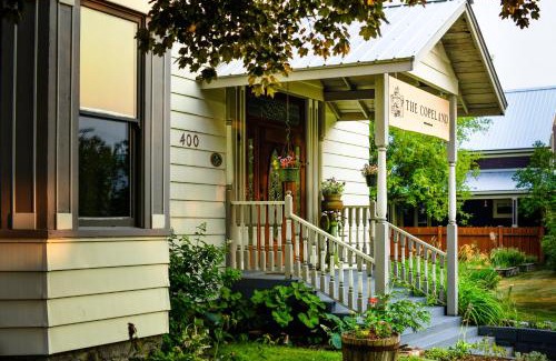 Revelstoke Bed & Breakfast | The Copeland