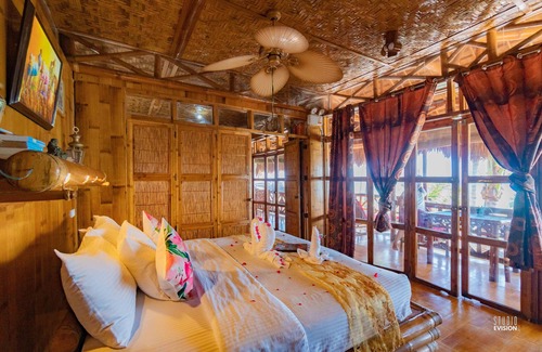 Santa Fe Hotel | The Coral Blue Oriental Beach Villas & Suites