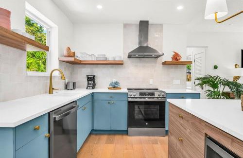 Southside House | The Coral Cabana Modern Palm Beach Escape