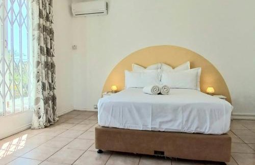La Preneuse Apartment | The Coral House