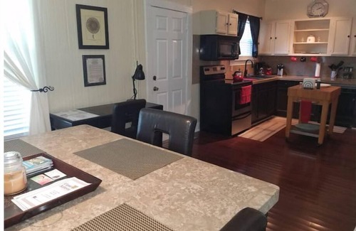 Fort Pierce Apartment | The Coral House private apt 5 min to beach