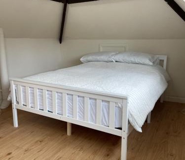 Evesham Apartment | The Corner House, 36, Broadway Road,