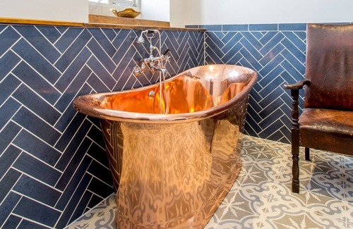 Tavistock Hotel | The Cornish Arms