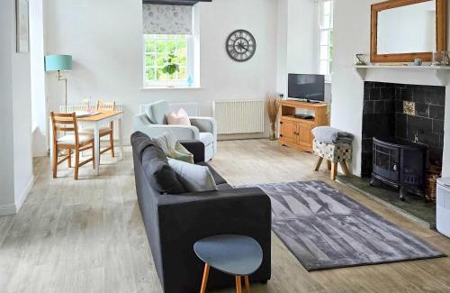 Camelford Apartment | The Cornish Nook Beautiful Grade 2 Listed Building In Cornwall By StayStaycations