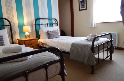 Tintagel Hotel | The Cornishman Inn