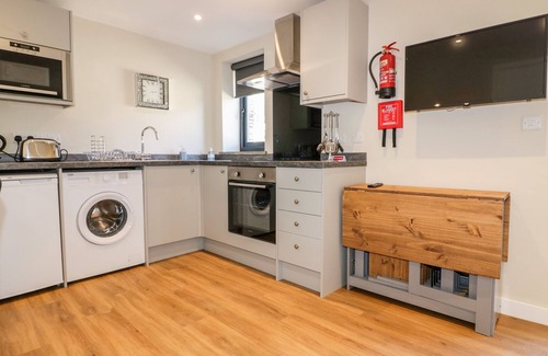 Bodmin House | THE CORNSTORE, family friendly, with a garden in Bodmin