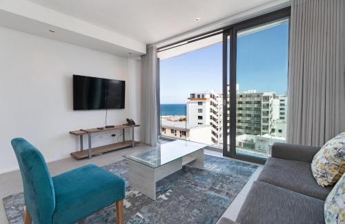 Sea Point Apartment | The Cosmo Luxury Suites by Totalstay