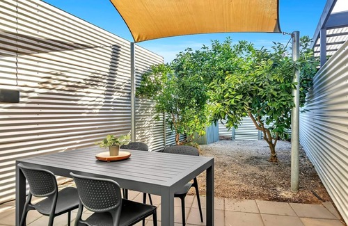 Adelaide Central Business District Cottage | The Cosy Corner Classic Haven with Modern Comforts