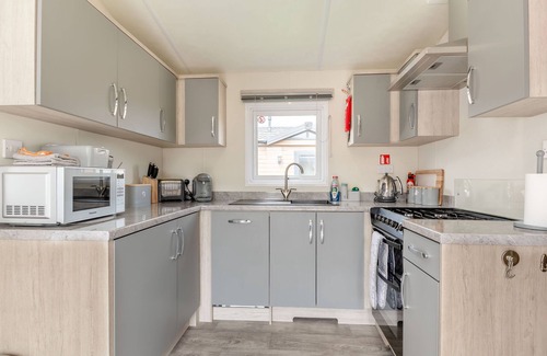 Evesham Cottage | The Cotswold Holiday Lodge