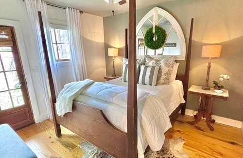 College Hill Other | The Cottage, 2BR Farm Stay by Velvet Ditch Villas