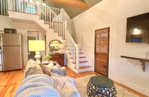 College Hill Other | The Cottage, 2BR Farm Stay by Velvet Ditch Villas