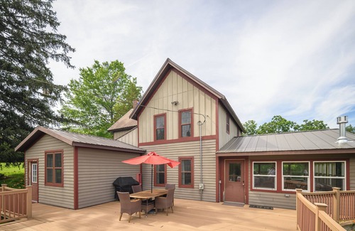 Avoca House | The Cottage at Big Valley Ranch