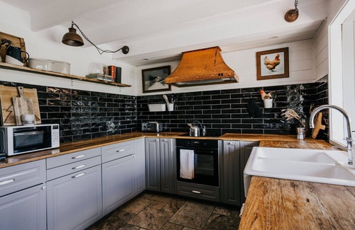 Pipers Creek Other | The Cottage at Crofters Fold ~ Daylesford Macedon Region ~ Chic Farmhouse!
