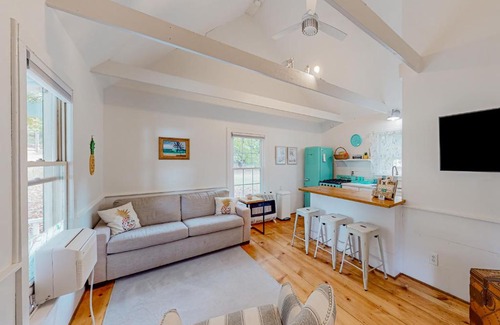 Landrum House | The Cottage at Overlook Farm
