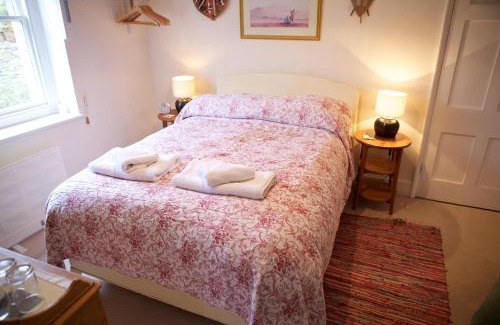 Bath Bed & Breakfast | The Cottage at Weston Lawn