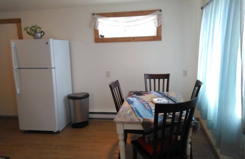 Somers Cottage | The Cottage Gateway to Glacier Park Walk to Flathead LknMonthly Rates Negotiated