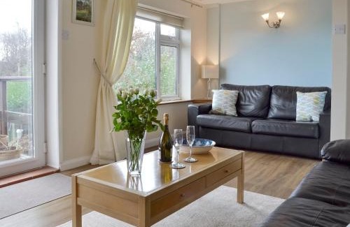 Fairlight House | The Cottage