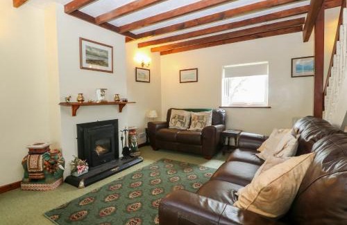 Llanfairpwllgwyngyll House | The Cottage at Ty Newydd