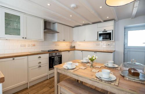 Moelfre House | The Cottage