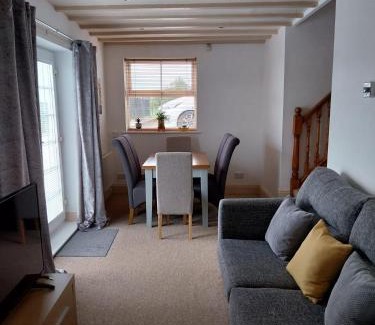 Langley Park House | The Cottage, Hill Top Stables