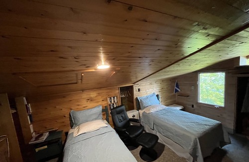 Highlands East Cottage | “The Cottage” on Paudash Lake