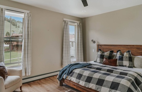 Marysville House | The Cottage on Third