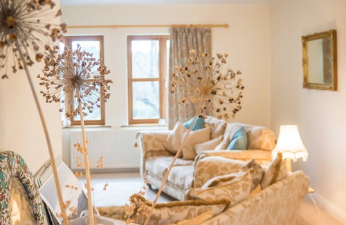Recess Cottage | The Cottage, Recess - sleeps 12 guests in 5 bedrooms